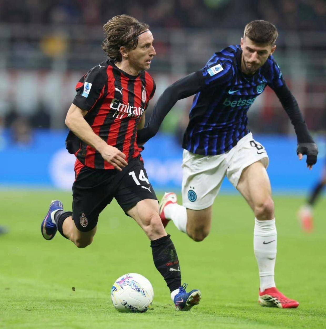 7分能追上吗？未来1个月将决定意甲冠军归属，米兰有微弱赛程优势